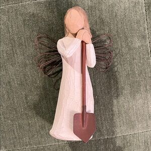 WILLOW TREE Angel of the Garden Wire Wings Farm Shovel Flowers Gift Decor Woman